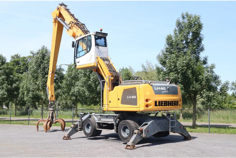 Liebherr LH 40 M LITRONIC | GRAB | QUICK COUPLER | 16 METER - Waste/ Industry handler: picture 3 Liebherr LH 40 M LITRONIC | GRAB | QUICK COUPLER | 16 METER - Waste/ Industry handler: picture 3