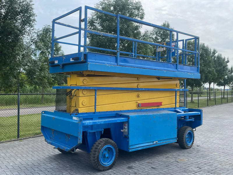 Liftlux SL172-18E2WD | 19.2 METER | NOT WORKING - Scissor lift: picture 3 Liftlux SL172-18E2WD | 19.2 METER | NOT WORKING - Scissor lift: picture 3