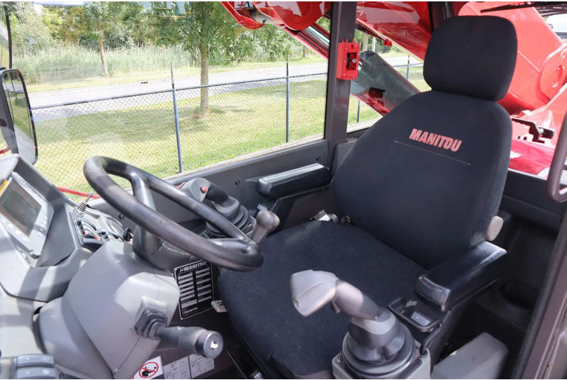 Telescopic handler Manitou MRT 2150 + S2 | REMOTE | FORKS | 3-TON WINCH: picture 18