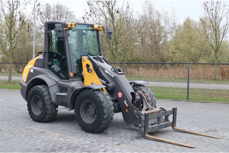 Mecalac AF 1050 | BUCKET | FORKS | HYDR. QUICK COUPLER - Wheel loader: picture 5 Mecalac AF 1050 | BUCKET | FORKS | HYDR. QUICK COUPLER - Wheel loader: picture 5