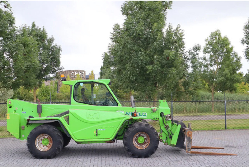 Merlo P72.10 | HYDR FORKS | 7.2 TON | 10 METER - Telescopic handler: picture 4 Merlo P72.10 | HYDR FORKS | 7.2 TON | 10 METER - Telescopic handler: picture 4