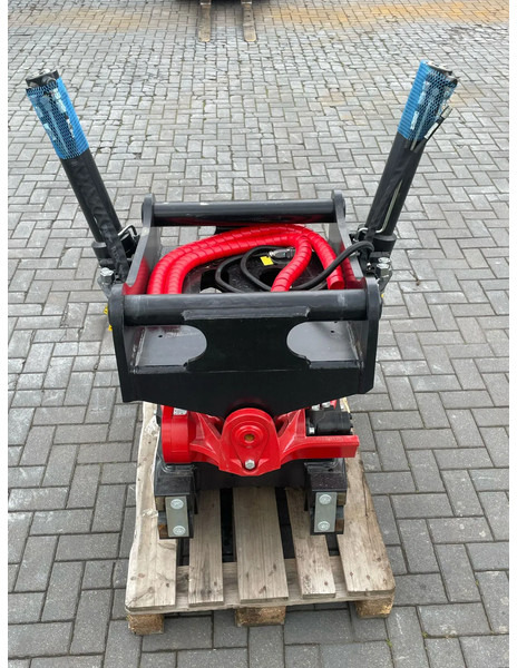 ROTOTILT R8 | S80 | FULL SET | JOYSTICKS | NEW / UNUSED | ICS | LHV | ILS | SC - Tiltrotator for Construction machinery: picture 5 ROTOTILT R8 | S80 | FULL SET | JOYSTICKS | NEW / UNUSED | ICS | LHV | ILS | SC - Tiltrotator for Construction machinery: picture 5