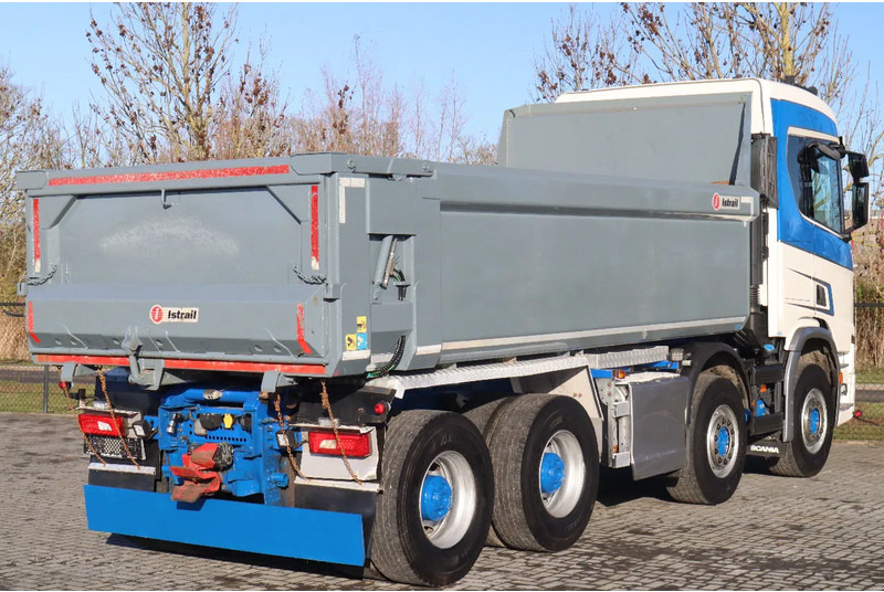 Scania R580 V8 NGS | 8X4 | BIG AXLES | RETARDER | EURO 6 - Tipper: picture 4 Scania R580 V8 NGS | 8X4 | BIG AXLES | RETARDER | EURO 6 - Tipper: picture 4