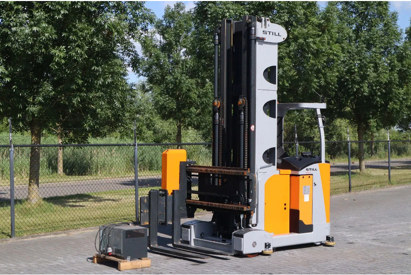 Still GX-X | REACHTRUCK | ROTATING FORKS | 4.5 METER | TRIPLEX - Reach truck: picture 2 Still GX-X | REACHTRUCK | ROTATING FORKS | 4.5 METER | TRIPLEX - Reach truck: picture 2