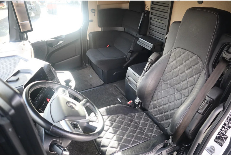 Tractor unit Mercedes-Benz Actros 2553 | 6X2 | FULL AIR | RETARDER | 33.000 KM! | EURO 6: picture 15