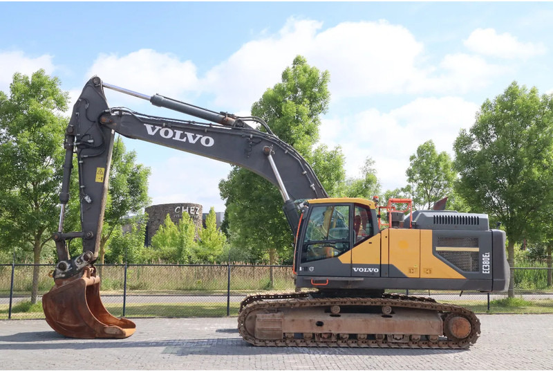Volvo EC380EL | EC 380 EL | BUCKET | QUICK COUPLER - Crawler excavator: picture 1 Volvo EC380EL | EC 380 EL | BUCKET | QUICK COUPLER - Crawler excavator: picture 1