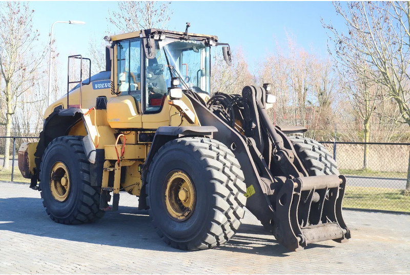 Volvo L180H | L 180 H | CDC | BSS | QUICK COUPLER | NEW TIRES - Wheel loader: picture 5 Volvo L180H | L 180 H | CDC | BSS | QUICK COUPLER | NEW TIRES - Wheel loader: picture 5