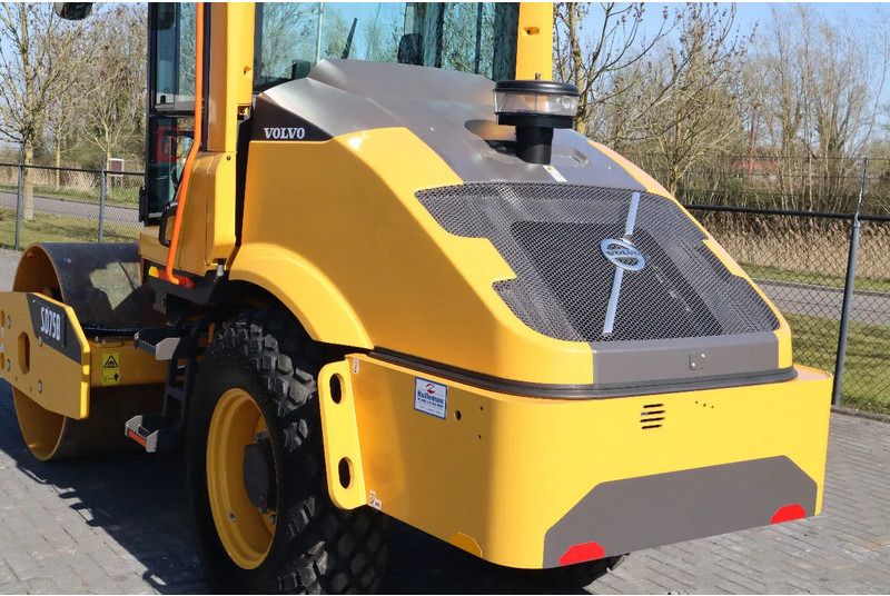 Combination roller Volvo SD75B | SD 75 B | NEW / UNUSED | 1 YEAR WARRANTY: picture 13 Combination roller Volvo SD75B | SD 75 B | NEW / UNUSED | 1 YEAR WARRANTY: picture 13