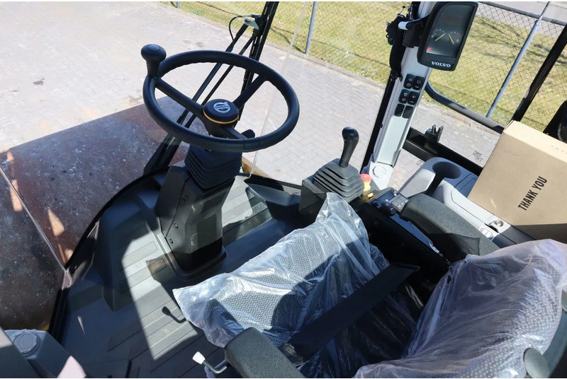 Roller Volvo SD75B | SD 75 B | NEW / UNUSED | 1 YEAR WARRANTY: picture 18