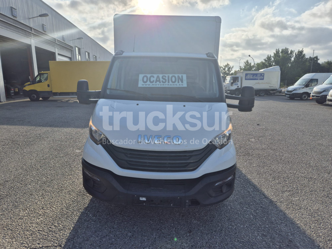 IVECO DAILY 35C16H - Box van: picture 3 IVECO DAILY 35C16H - Box van: picture 3