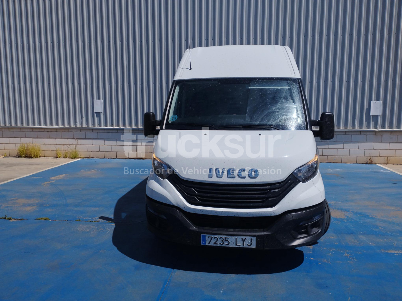 IVECO DAILY 35S16 F 12M3 - Box van: picture 3 IVECO DAILY 35S16 F 12M3 - Box van: picture 3