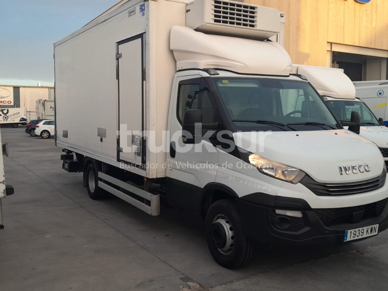 IVECO DAILY 72C18 FRC-X P/E - Box truck: picture 2 IVECO DAILY 72C18 FRC-X P/E - Box truck: picture 2