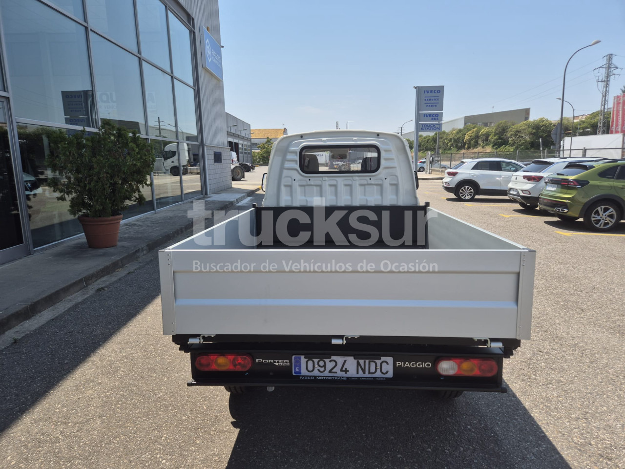 IVECO PIAGGIO PORTER 1.5I LONG RANGE - Flatbed van: picture 5 IVECO PIAGGIO PORTER 1.5I LONG RANGE - Flatbed van: picture 5