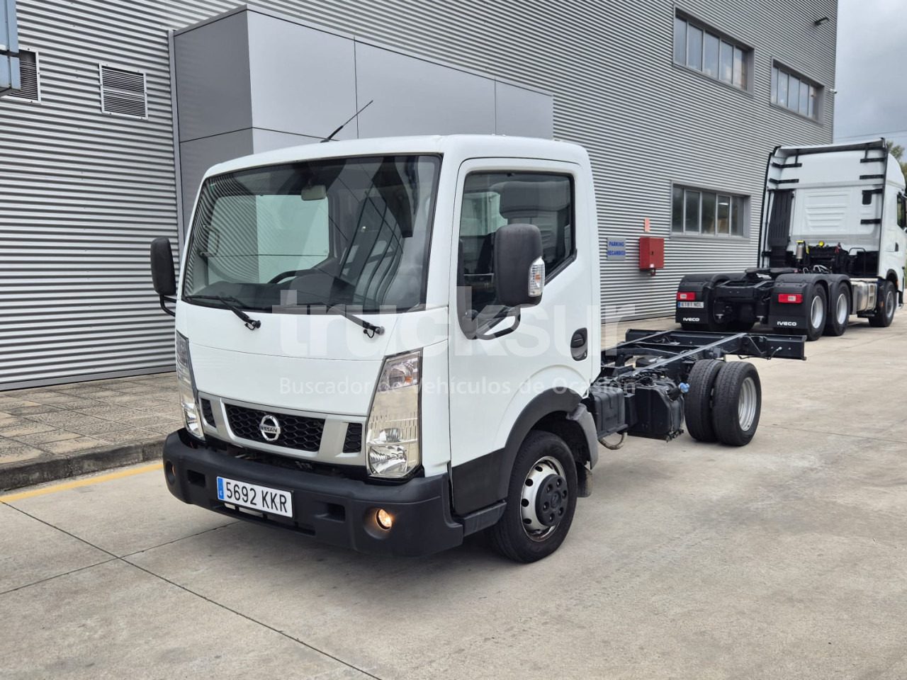 NISSAN NT 400 - Cab chassis truck: picture 1 NISSAN NT 400 - Cab chassis truck: picture 1