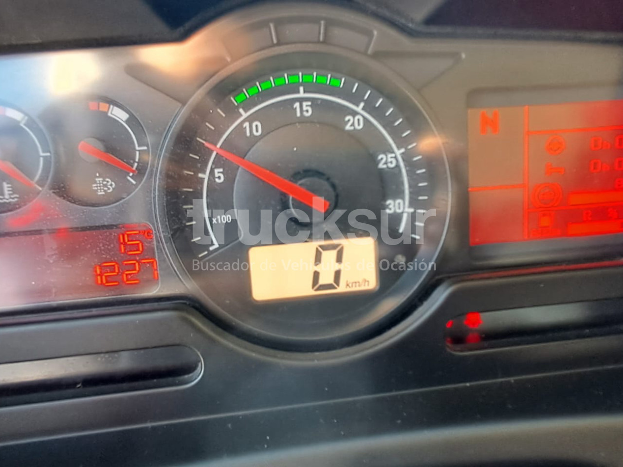 Refrigerator truck RENAULT D13.240: picture 26 Refrigerator truck RENAULT D13.240: picture 26