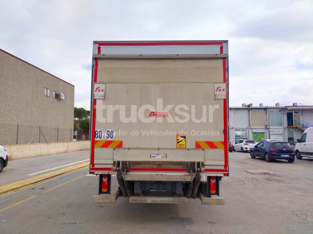 Box truck RENAULT D16.250: picture 6