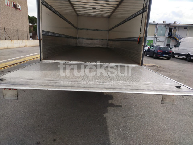 Box truck RENAULT D16.250: picture 15