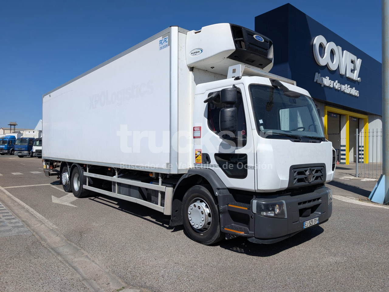 RENAULT D320.26 ejes 6x2*4 - Refrigerator truck: picture 2 RENAULT D320.26 ejes 6x2*4 - Refrigerator truck: picture 2