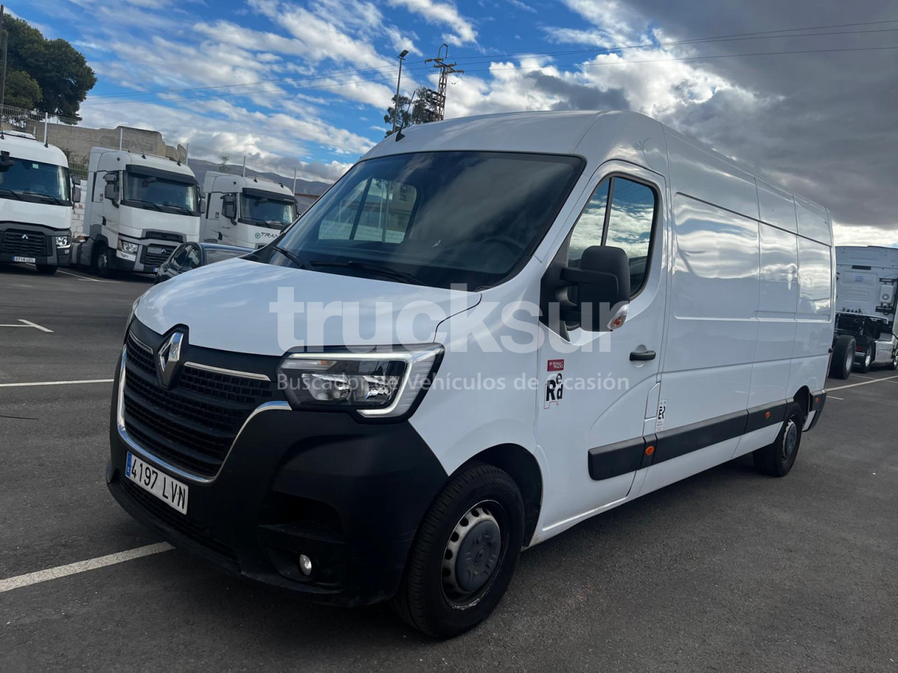 RENAULT MASTER L3H2 135.35 - Box van: picture 2 RENAULT MASTER L3H2 135.35 - Box van: picture 2