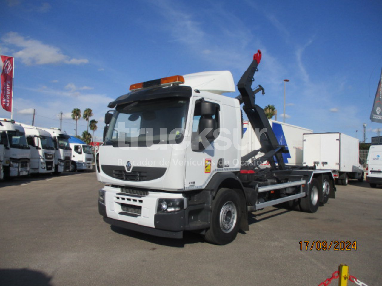 RENAULT PREMIUM 430.26 LANDER - Hook lift truck: picture 1 RENAULT PREMIUM 430.26 LANDER - Hook lift truck: picture 1