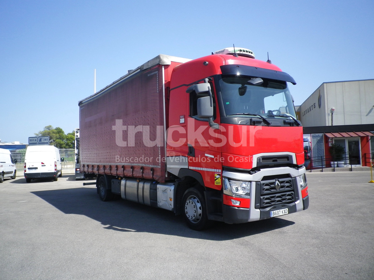 RENAULT T480 HIGH SLEEPER CAB - Curtainsider truck: picture 2 RENAULT T480 HIGH SLEEPER CAB - Curtainsider truck: picture 2