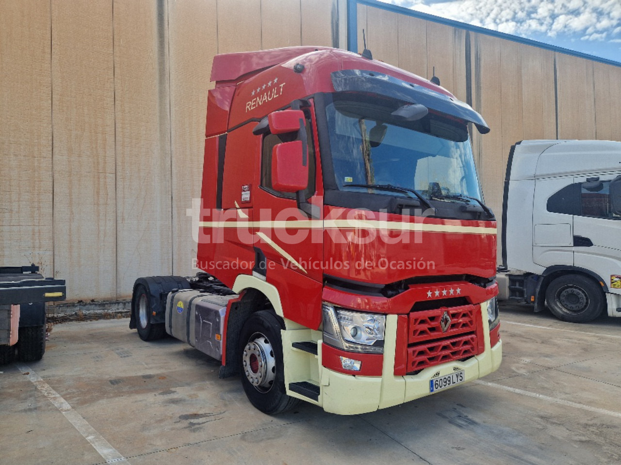 RENAULT T440 - Tractor unit: picture 2 RENAULT T440 - Tractor unit: picture 2