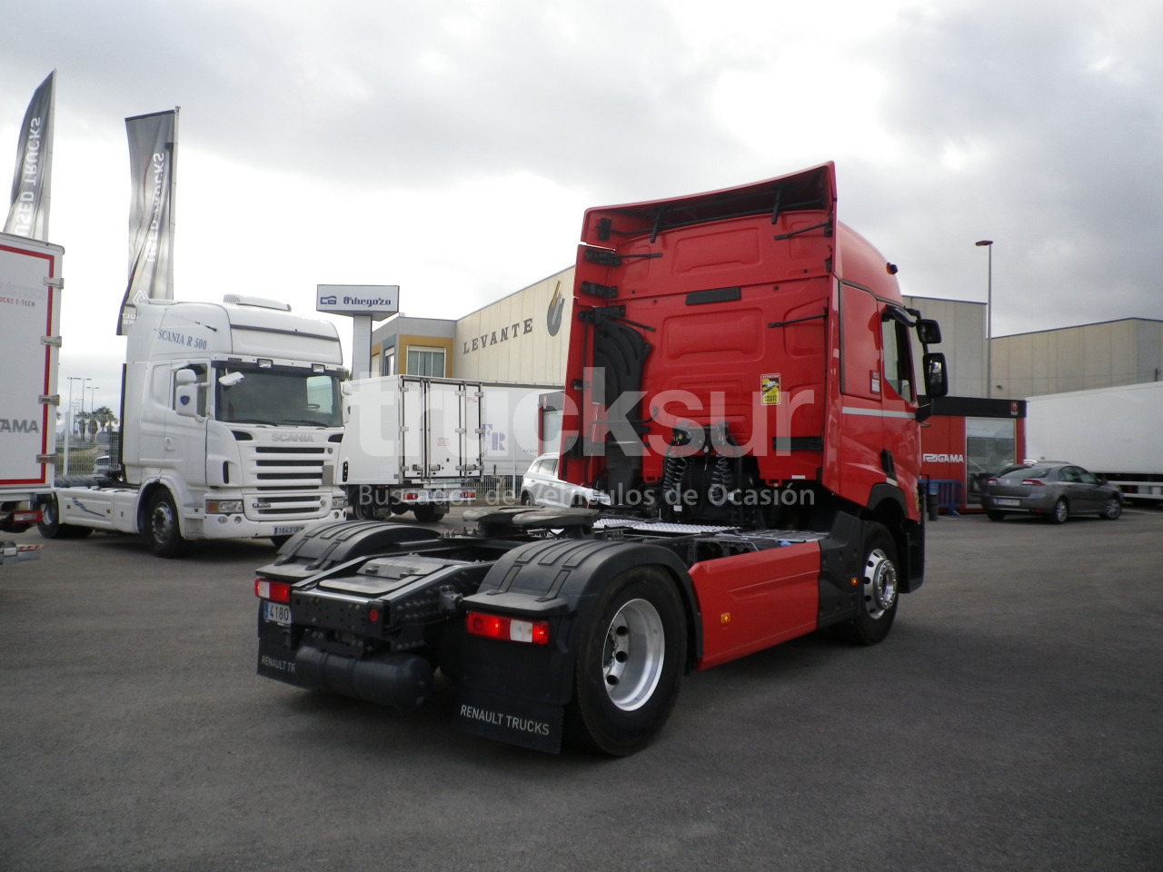 RENAULT T520 SLEEPER CAB - Tractor unit: picture 5 RENAULT T520 SLEEPER CAB - Tractor unit: picture 5
