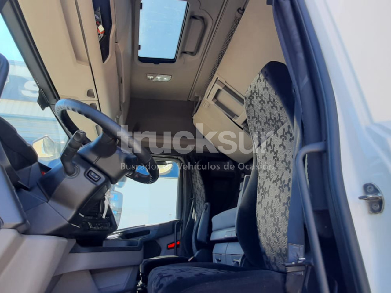 SCANIA S450 - Tractor unit: picture 5 SCANIA S450 - Tractor unit: picture 5