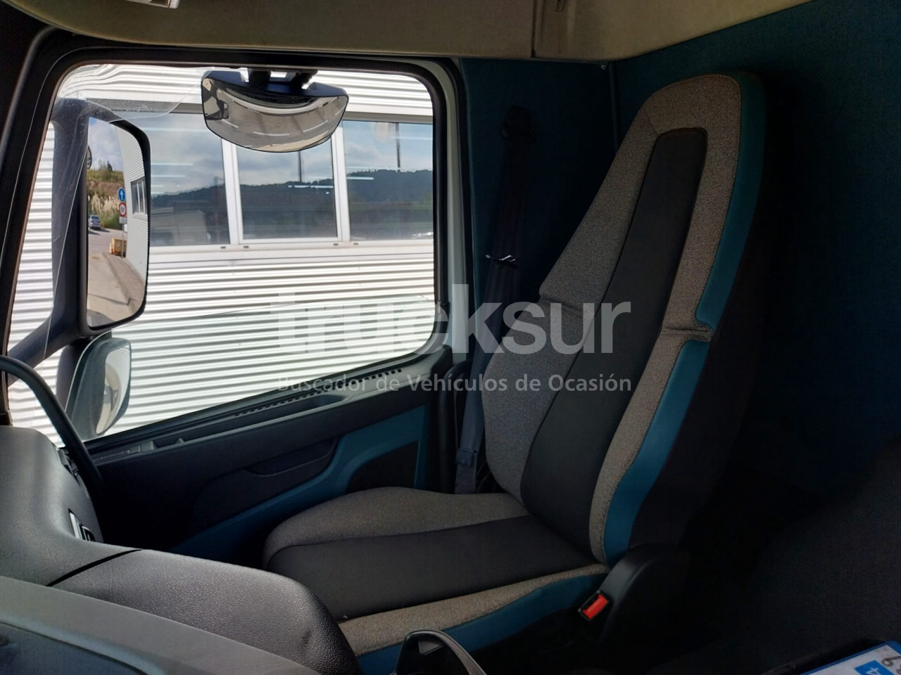 Tipper VOLVO FM 330HP: picture 13