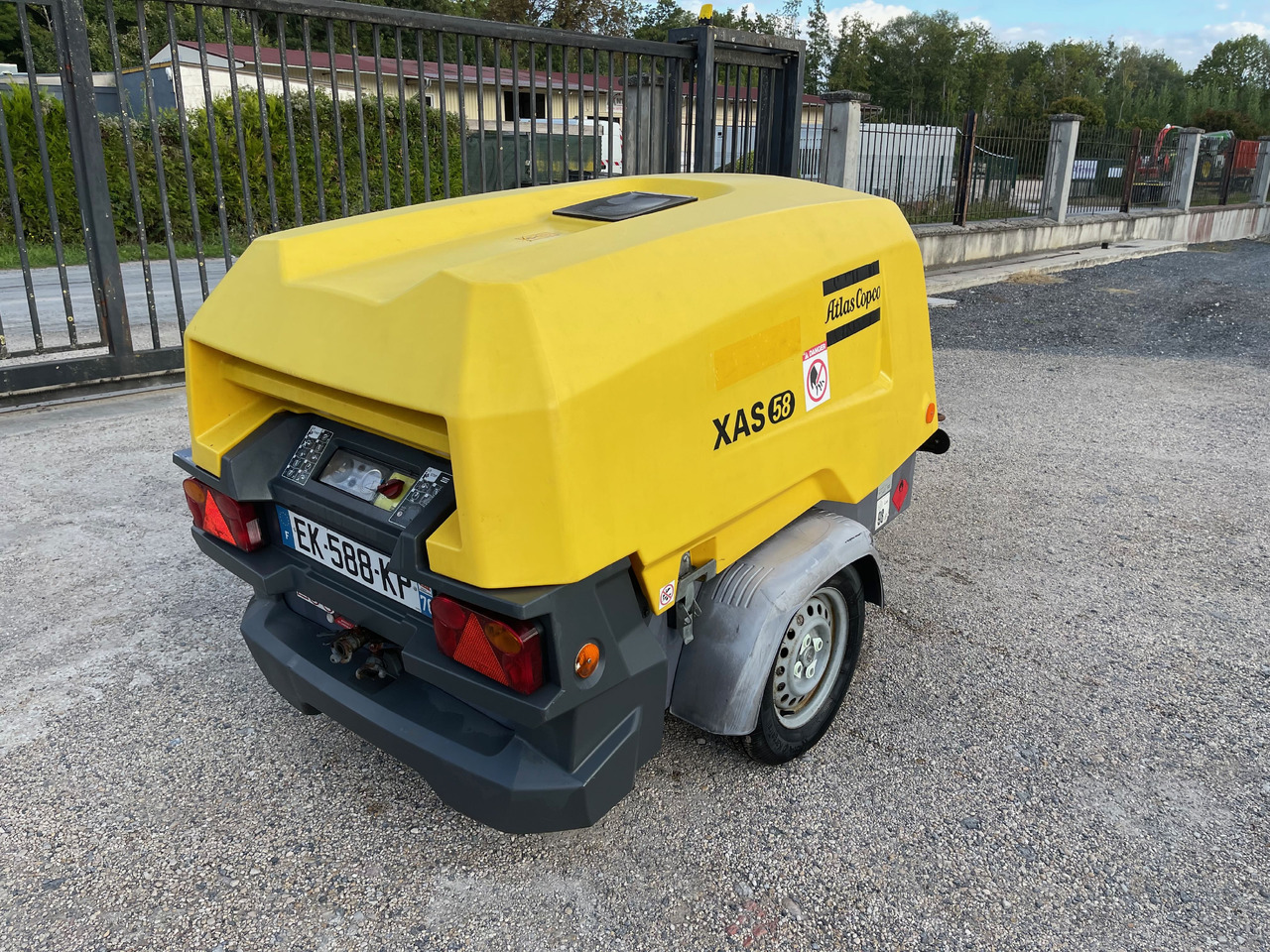 ATLAS COPCO XAS58 - Air compressor: picture 2 ATLAS COPCO XAS58 - Air compressor: picture 2