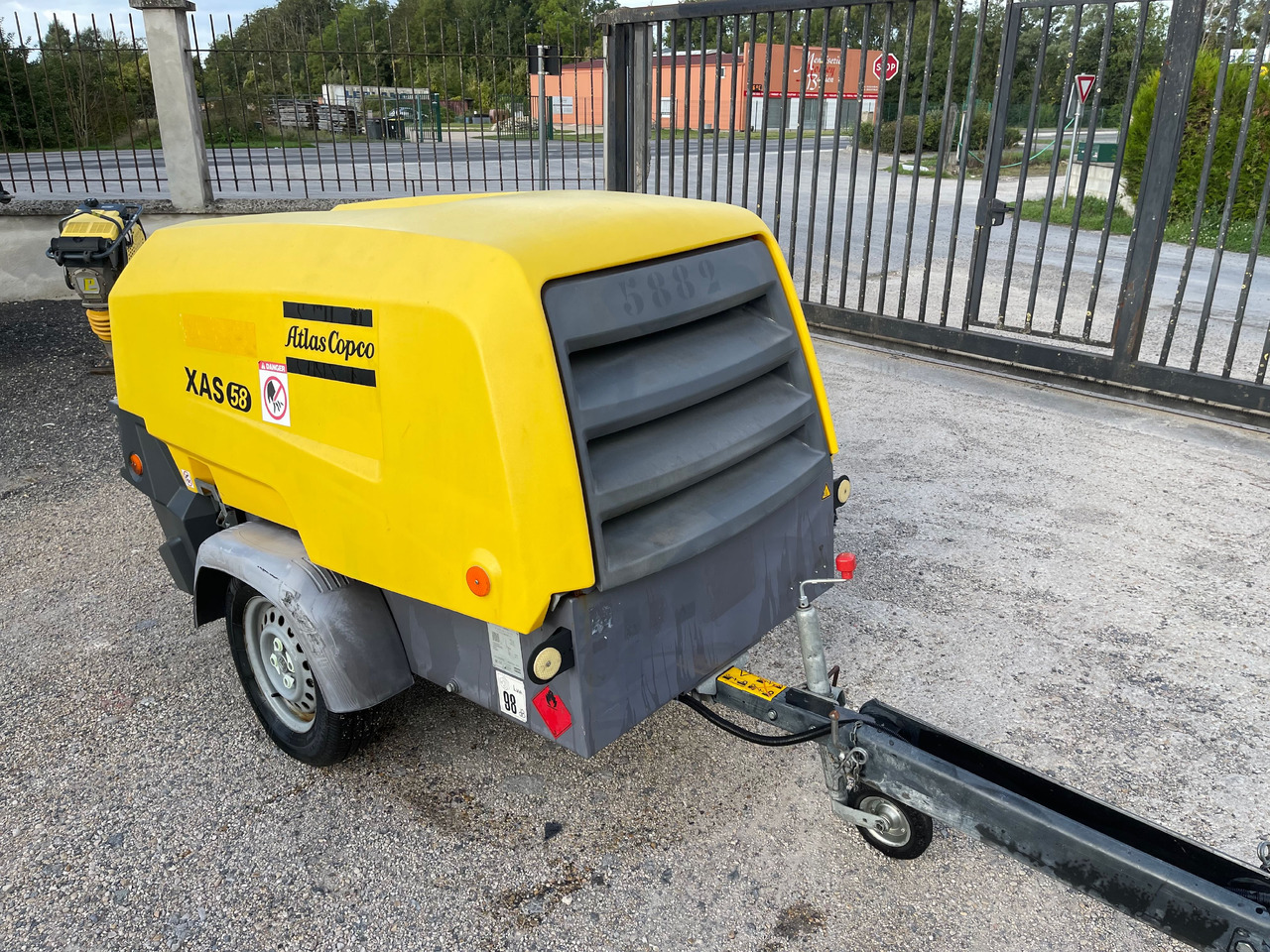 ATLAS COPCO XAS58 - Air compressor: picture 3 ATLAS COPCO XAS58 - Air compressor: picture 3