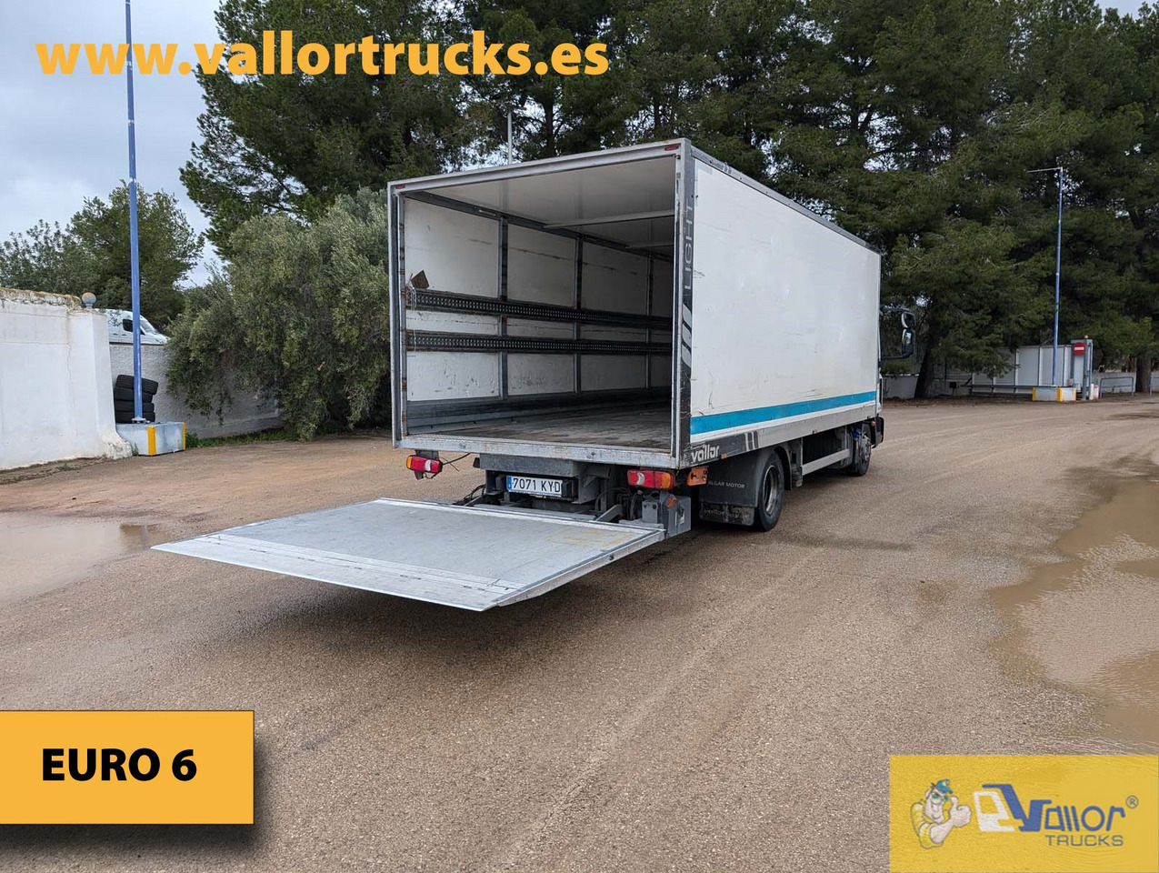 IVECO 100E22 - Box truck: picture 4 IVECO 100E22 - Box truck: picture 4
