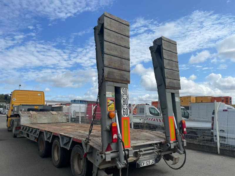 Actm  - Low loader semi-trailer: picture 2 Actm  - Low loader semi-trailer: picture 2