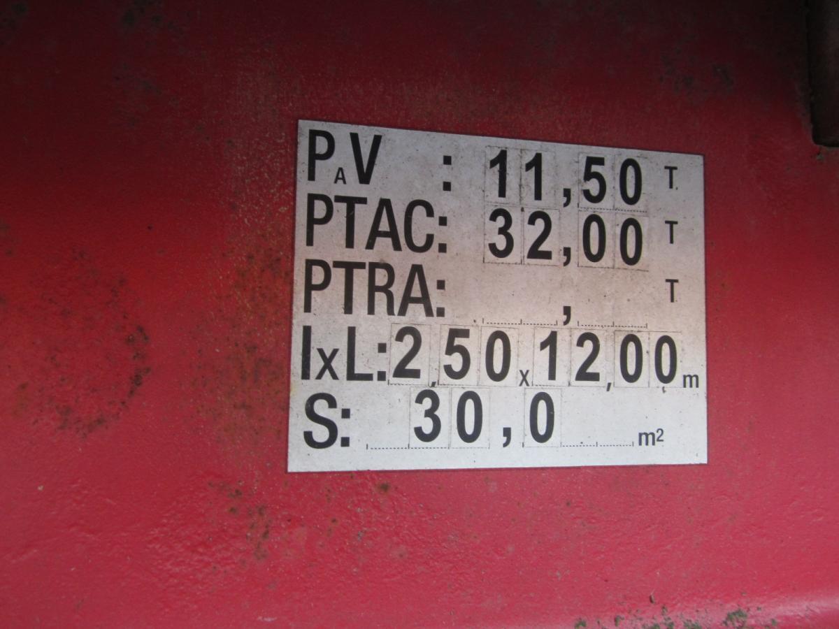 Actm  - Low loader semi-trailer: picture 2 Actm  - Low loader semi-trailer: picture 2