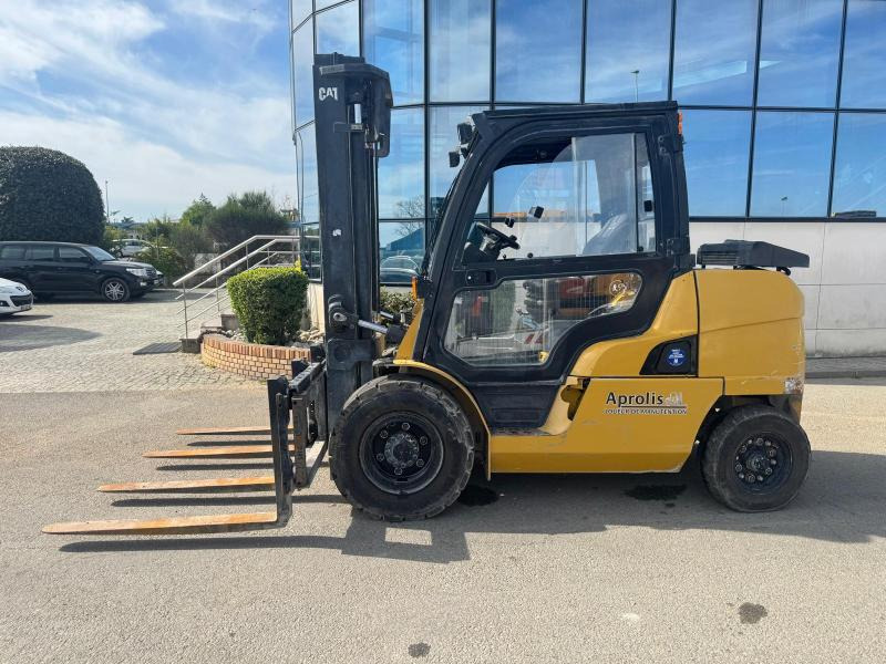 Caterpillar DP45NT - Diesel forklift: picture 4 Caterpillar DP45NT - Diesel forklift: picture 4