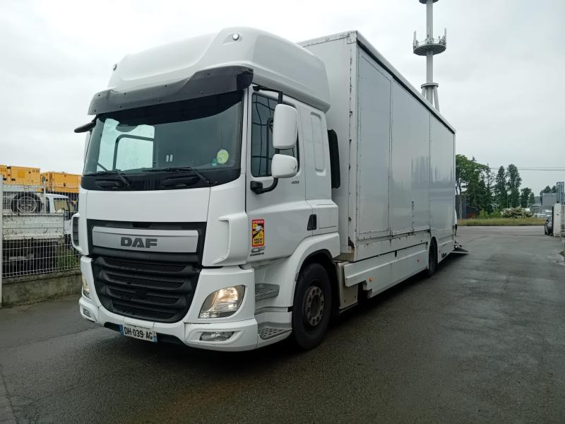 DAF CF 400 - Box truck: picture 1 DAF CF 400 - Box truck: picture 1