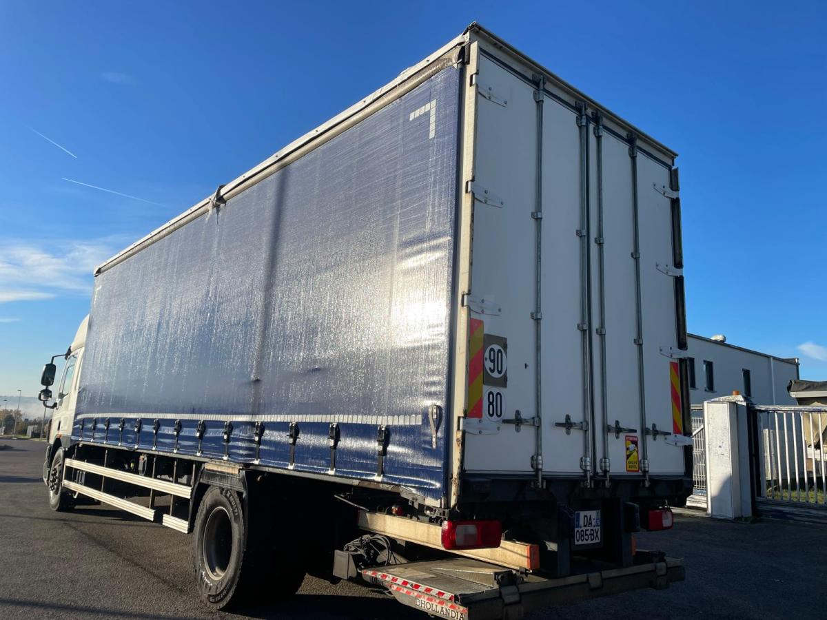 DAF CF75 310 - Curtainsider truck: picture 3 DAF CF75 310 - Curtainsider truck: picture 3