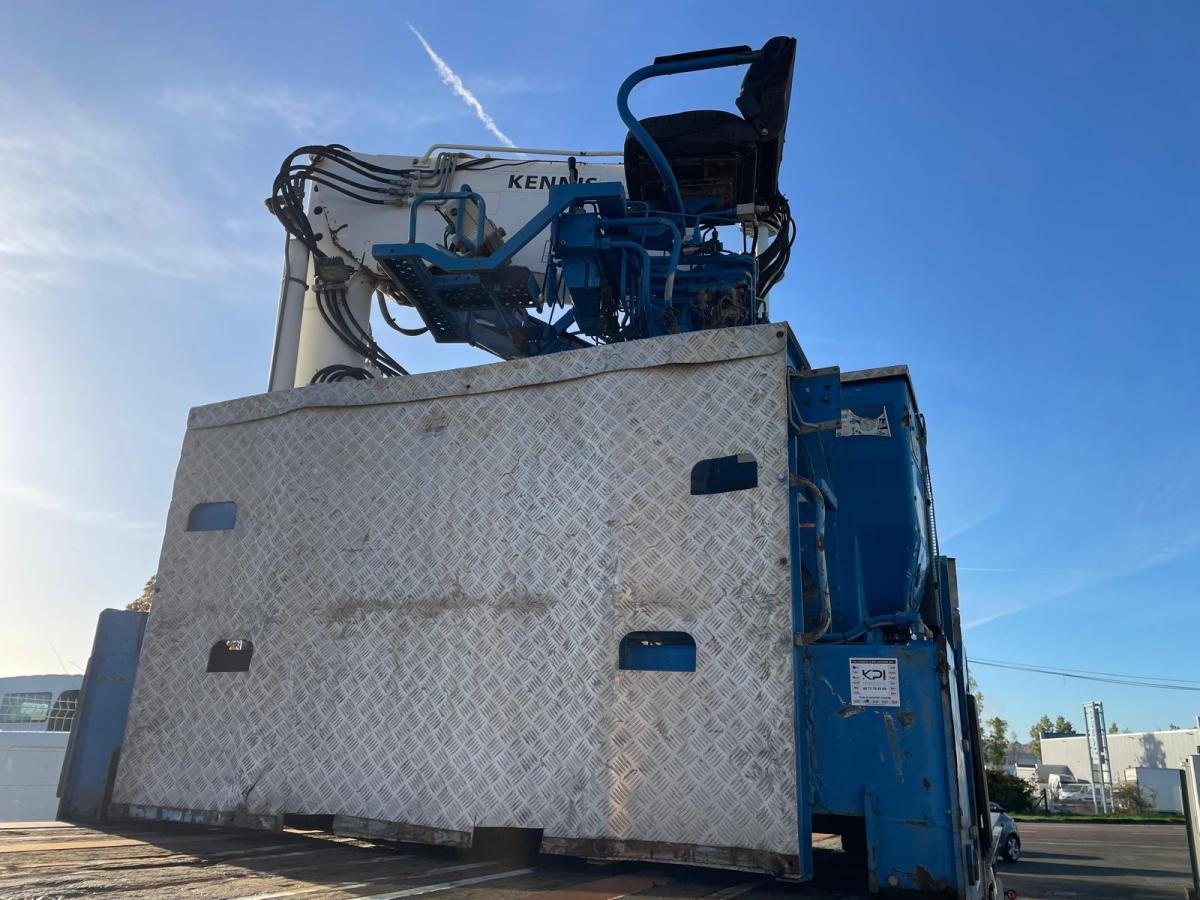 Dropside/ Flatbed semi-trailer Fruehauf: picture 7