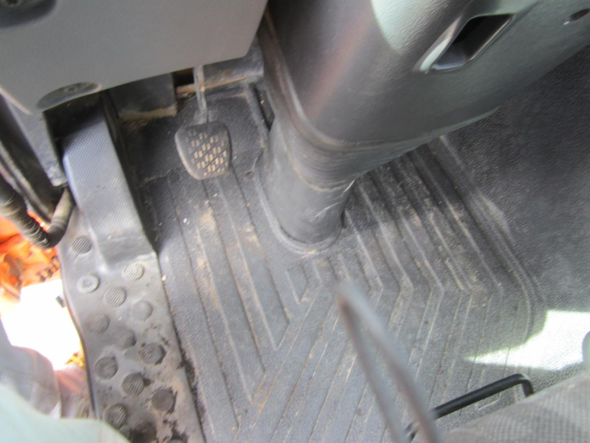 Tipper Mercedes Actros 2632: picture 14