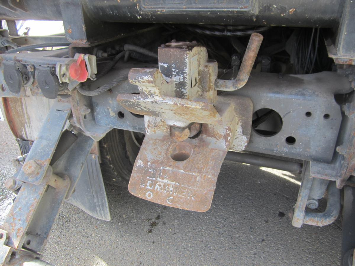 Tipper Mercedes Actros 2632: picture 11