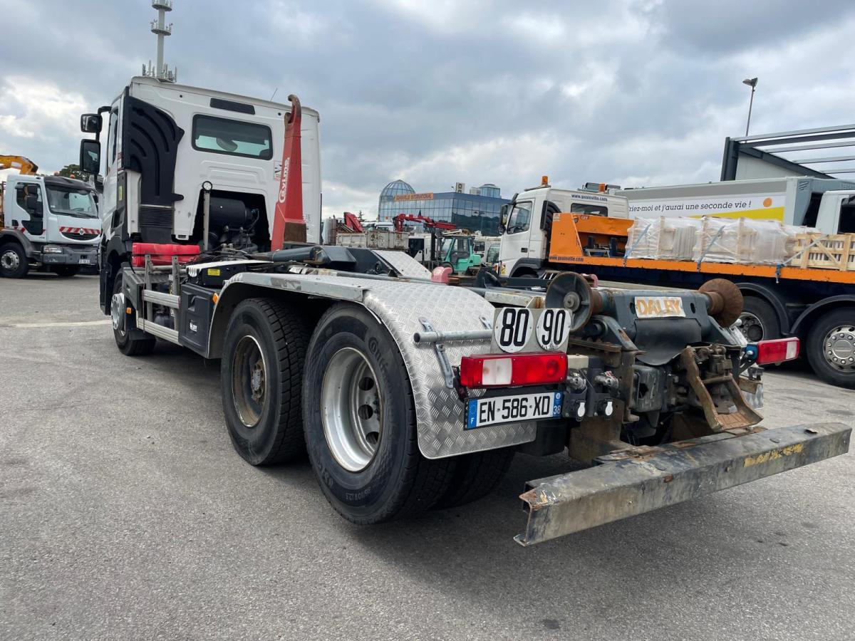 Renault C-Series 480 COMFORT - Hook lift truck: picture 3 Renault C-Series 480 COMFORT - Hook lift truck: picture 3