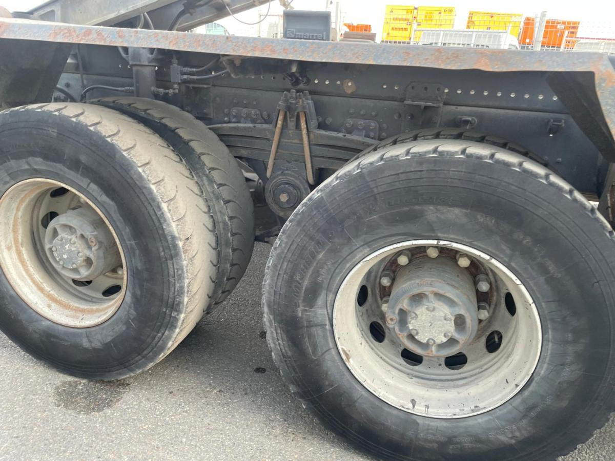 Renault Kerax 430 DXI - Hook lift truck: picture 4 Renault Kerax 430 DXI - Hook lift truck: picture 4