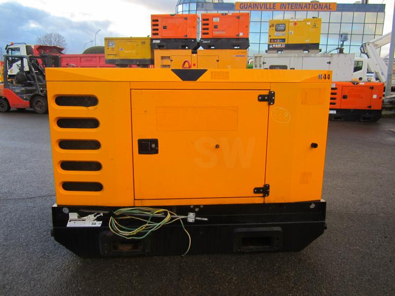 Sdmo R44 - Generator set: picture 1 Sdmo R44 - Generator set: picture 1