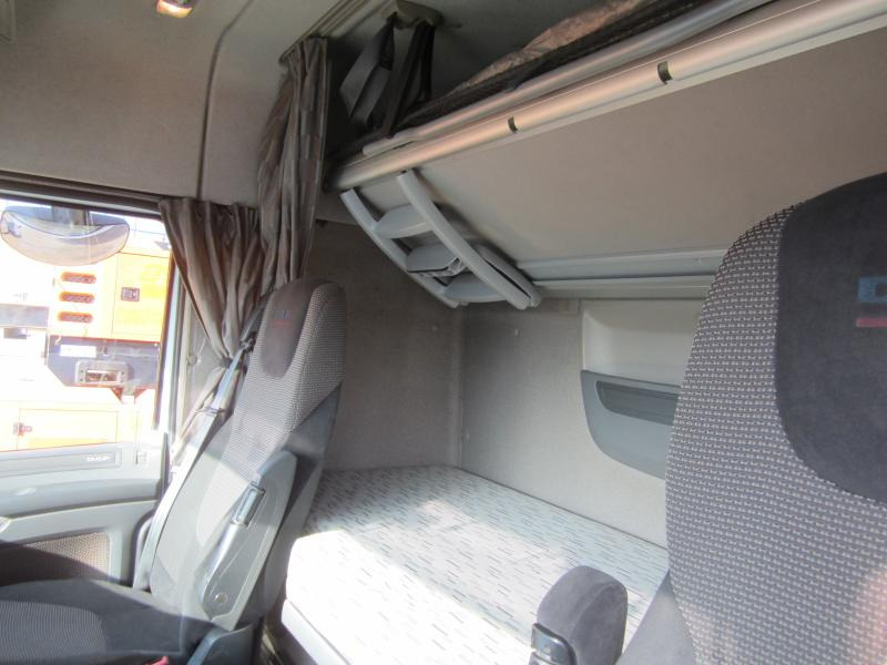 Tractor unit DAF XF105 460: picture 9