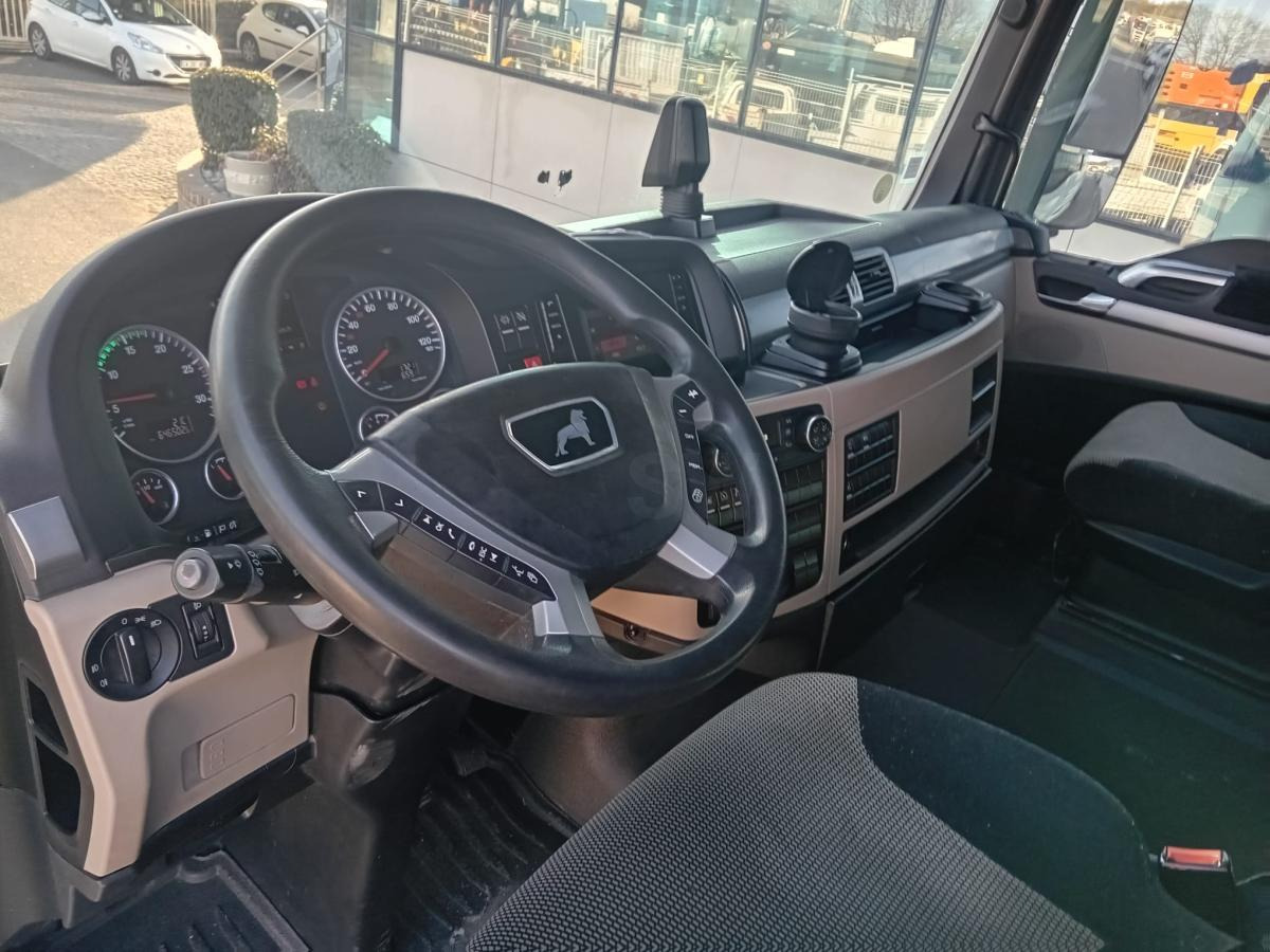 MAN TGX 18.500 - Tractor unit: picture 3 MAN TGX 18.500 - Tractor unit: picture 3