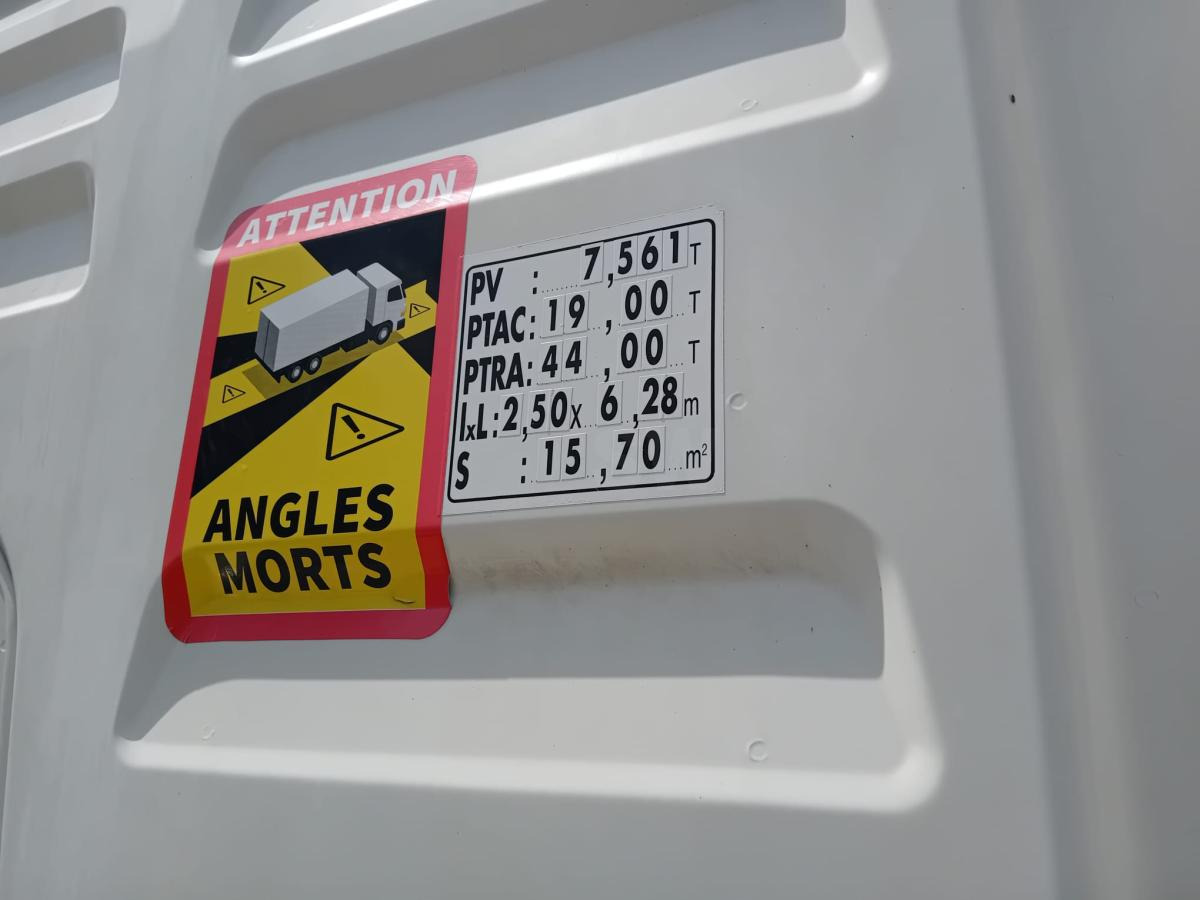 MAN TGX 18.500 - Tractor unit: picture 5 MAN TGX 18.500 - Tractor unit: picture 5