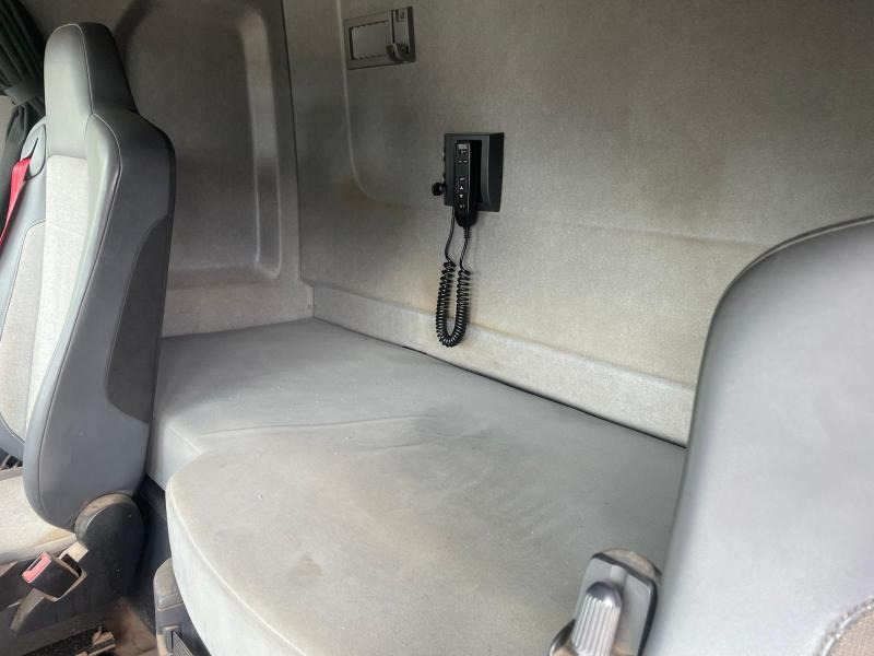 Tractor unit Renault Gamme T 460 DXI: picture 8 Tractor unit Renault Gamme T 460 DXI: picture 8