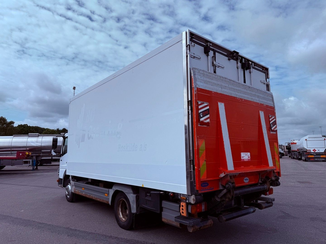 Mercedes-Benz Atego 1018 4x2 Carrier Supra 750 Mt - Refrigerator truck: picture 4 Mercedes-Benz Atego 1018 4x2 Carrier Supra 750 Mt - Refrigerator truck: picture 4