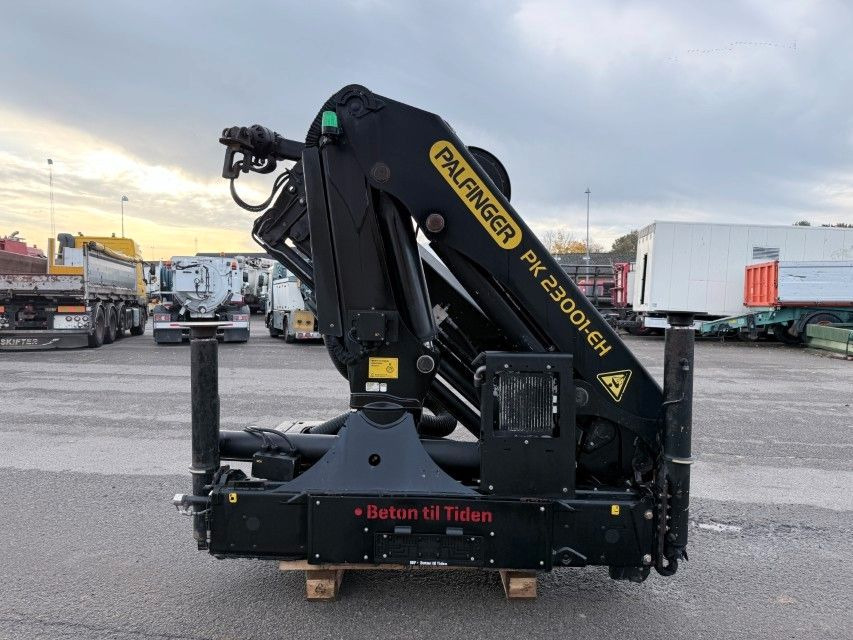 Palfinger PK 23001 EH Radio Remote / Kran / Crane - Crane truck: picture 1 Palfinger PK 23001 EH Radio Remote / Kran / Crane - Crane truck: picture 1