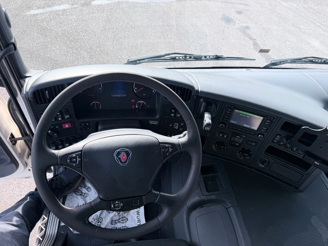 Scania P320 6x2*4 Carrier Supra 1250 Mt 9.80 m Kühl - Refrigerator truck: picture 5 Scania P320 6x2*4 Carrier Supra 1250 Mt 9.80 m Kühl - Refrigerator truck: picture 5